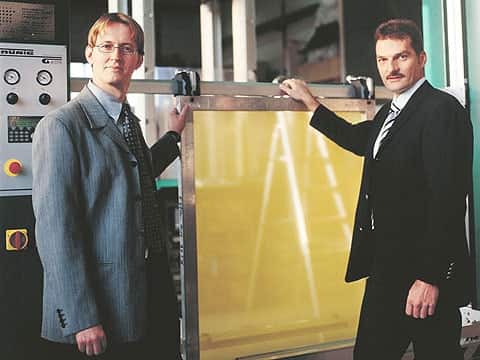 Management handover in 2002 Management handover in 2002