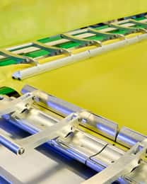 Uniformly tensioned XXL frame for accurate graphic registration Uniformly tensioned XXL frame for accurate graphic registration