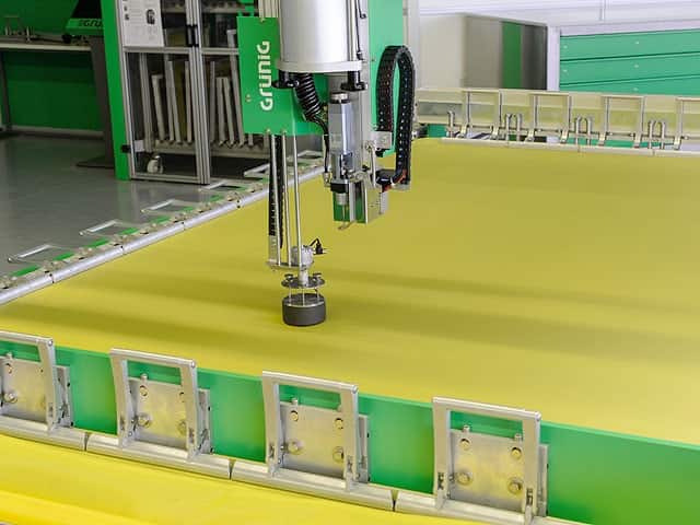 g-stretch-275_12.jpg g-stretch-275_12.jpg
