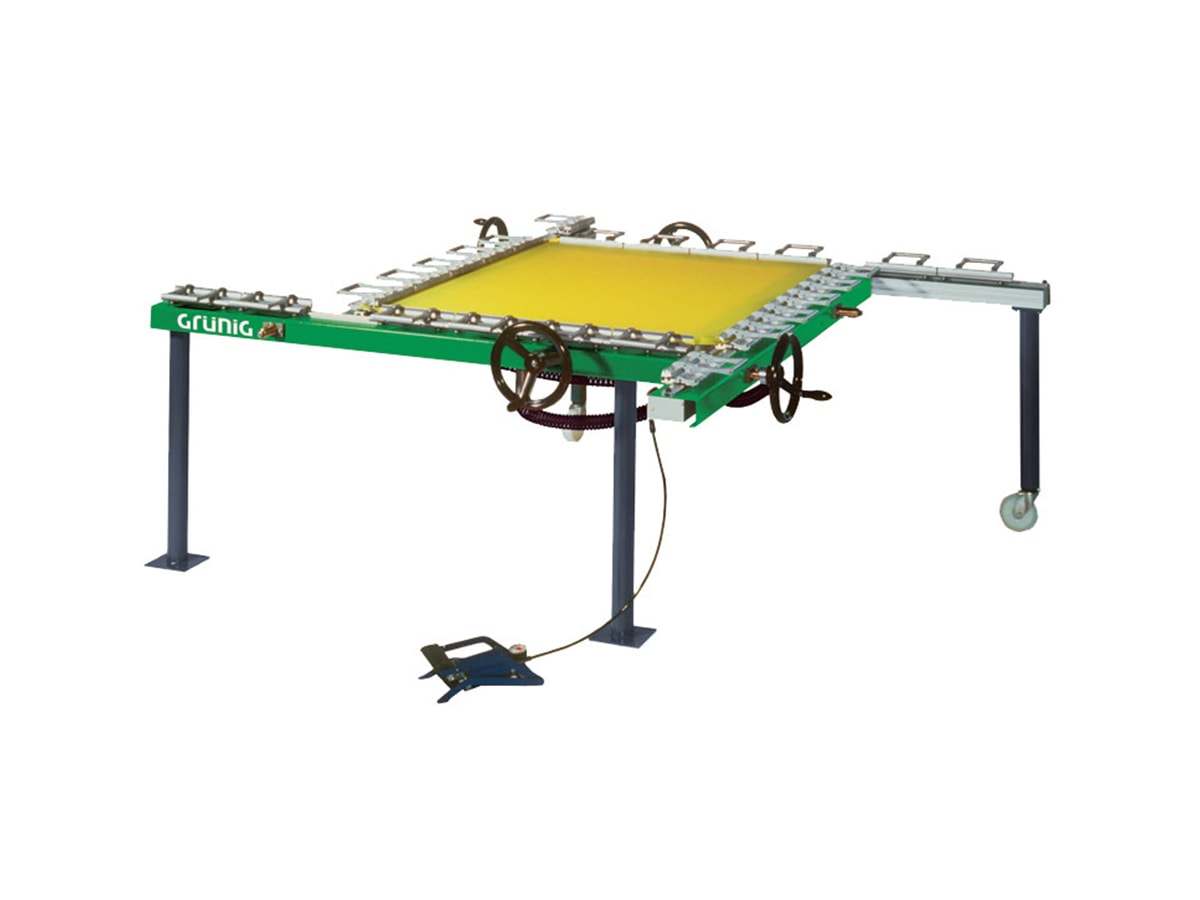 g-stretch210.jpg g-stretch210.jpg